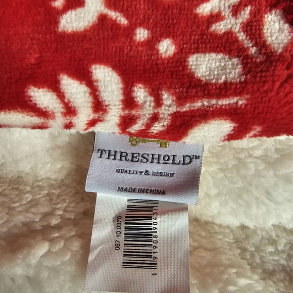 Snowflake Fleece Sherpa Blanket red white soft comfy - Picture 2 of 2